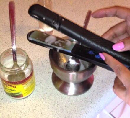 How To Clean Your Hair Straightener